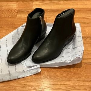 Black booties Aerosoles